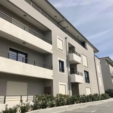 2 Pieces Vue A 3 Min Des Plages